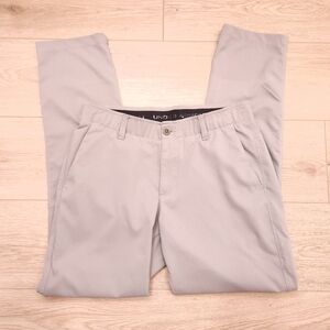UA The Showdown Tapered Leg Golf Pant, 32x32, Lightweight, Light Gray/Khaki